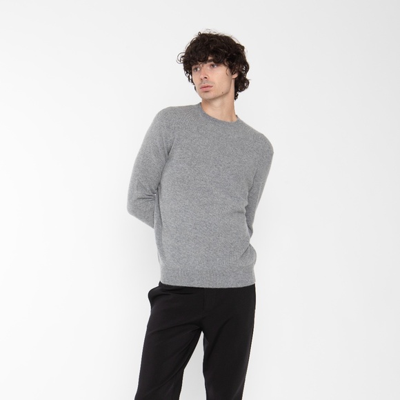 CASHMERE SWEATER - Picture 2 of 11